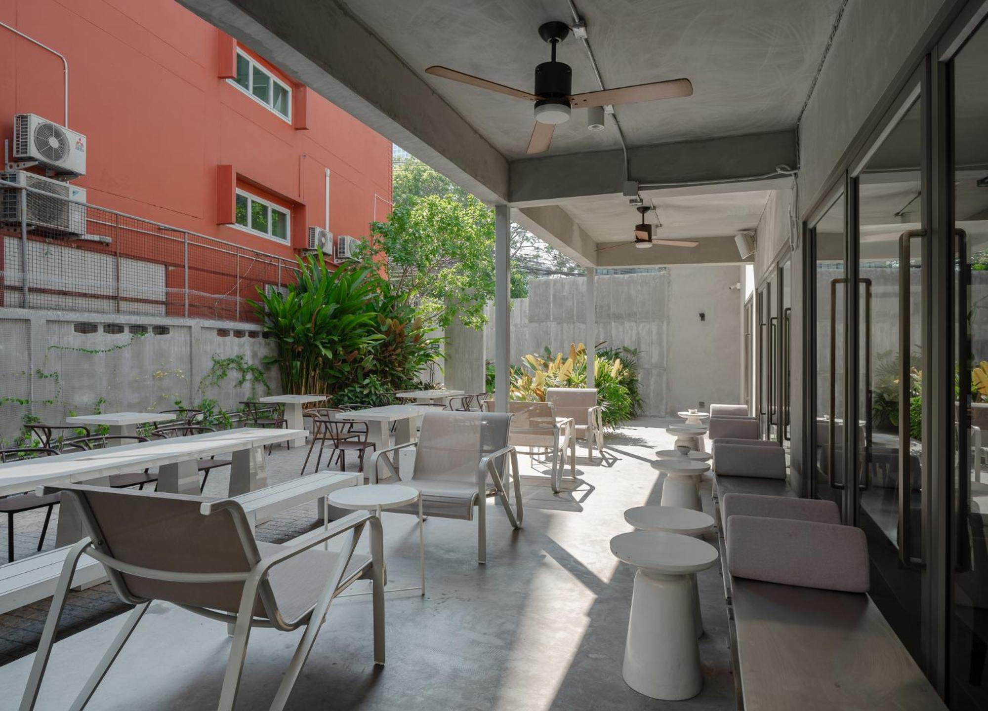 Hotel Nidhra Boutique à Bangkok Extérieur photo